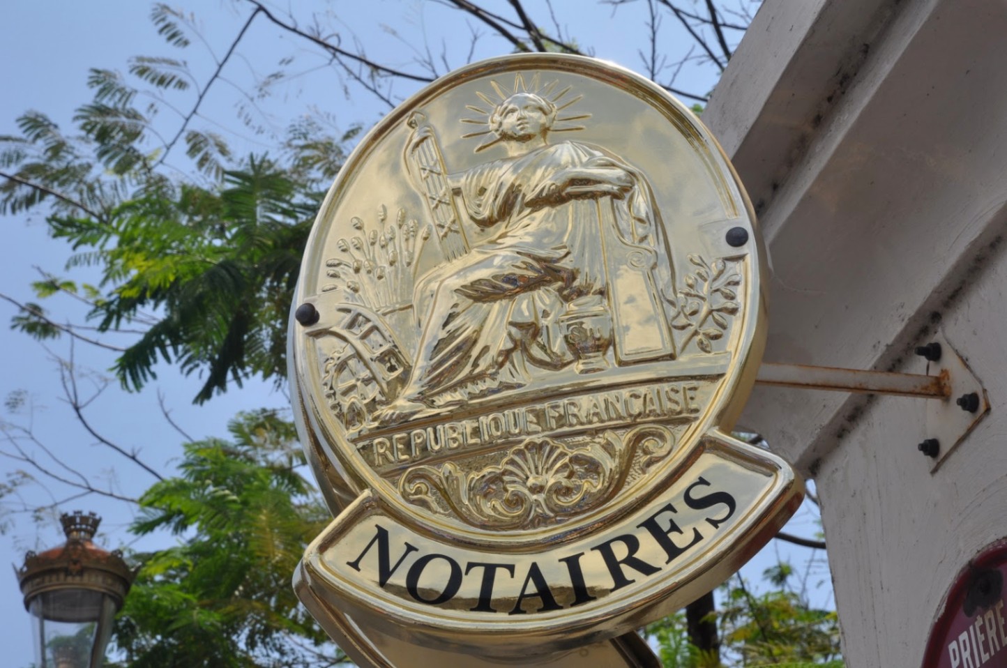 Experienced Notary Professionals Committed to Quality Legal Services